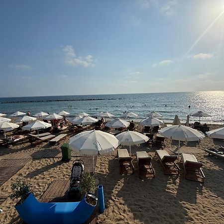 Cozy Apartment In Paphos Beautiful Complex Exteriör bild