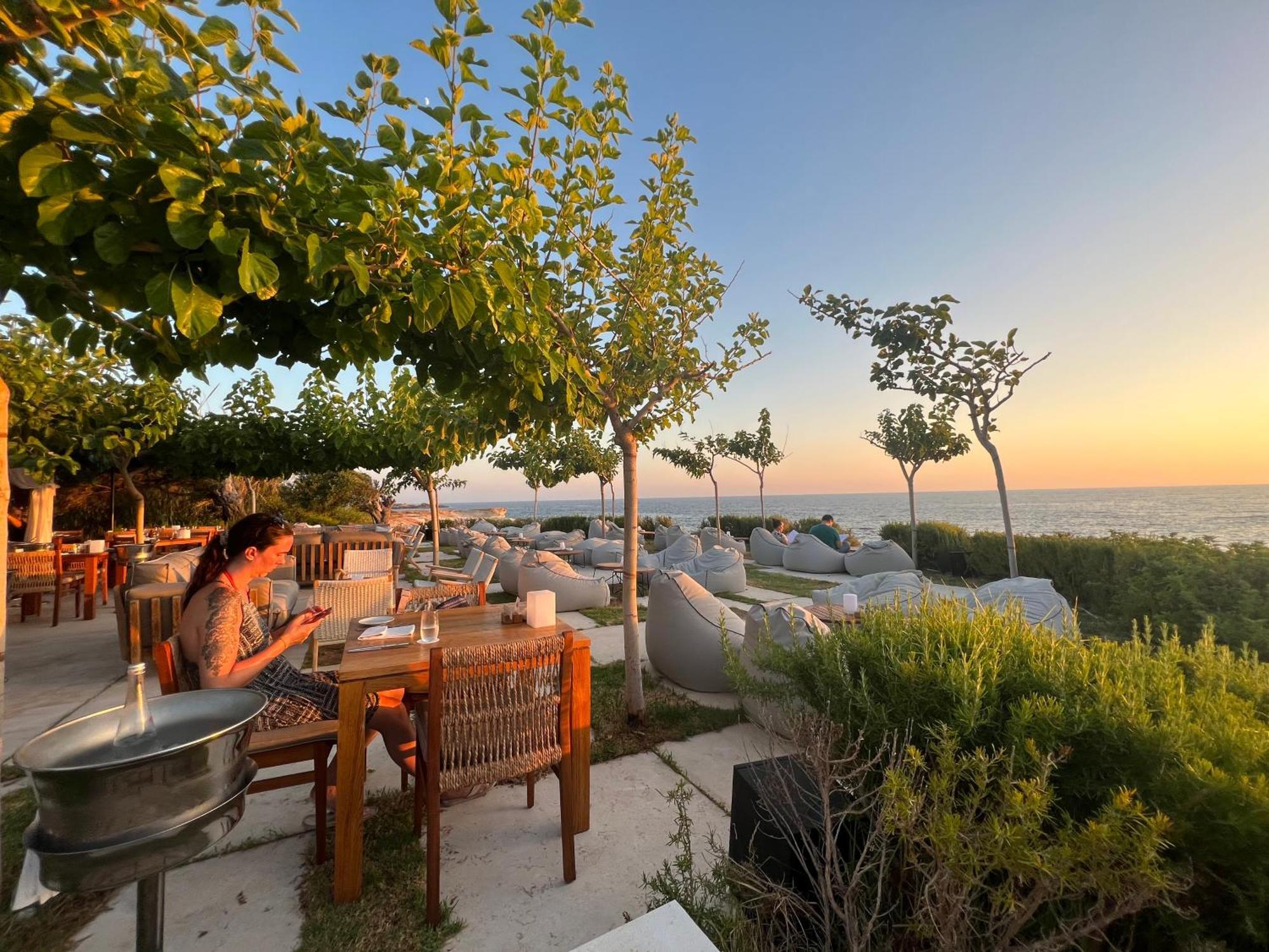 Cozy Apartment In Paphos Beautiful Complex Exteriör bild